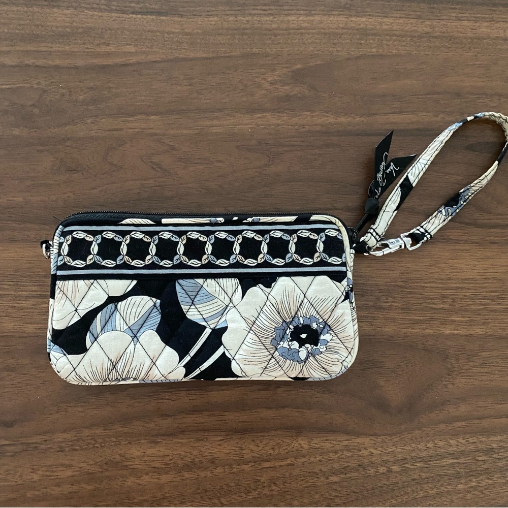 Vera Bradley Camellia Pattern Wristlet - Picture 3 of 11